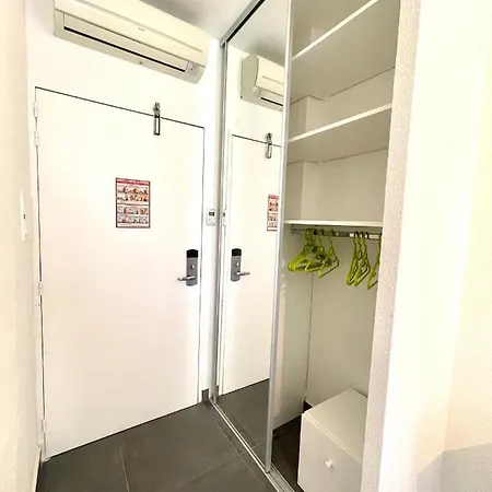 A Deux Pas De La Nizza